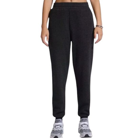 Mondetta Women’s Heathered Fleece Jogger Color Black Size XS - Picture 1 of 4